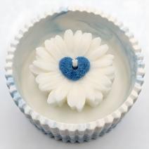 Margriet kaars in de wolken - Wit / Blauw / Mango, Limoen